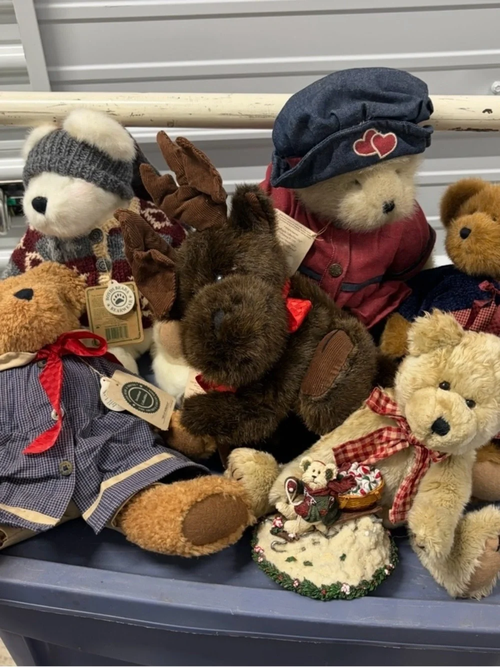 Boyds Bears Assorted Plush Bears in Red, Brown, Blue and Cream - Picture 1 of 1